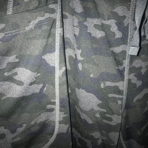 Fabletics size XL leggings camo print